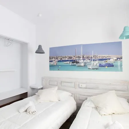 Hostal Ibiza בית הארחה איביזה העיר