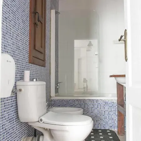 Hostal Ibiza איביזה העיר
